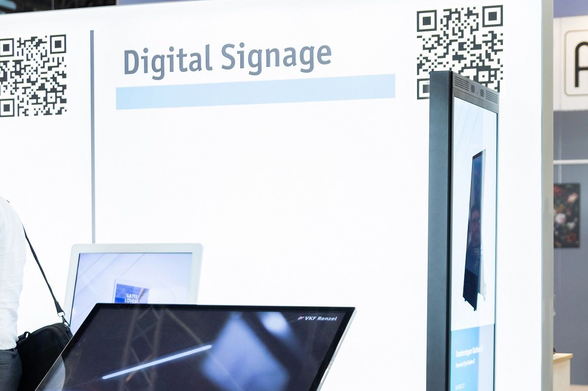 Digital Signage Koje auf der EuroShop 2023
